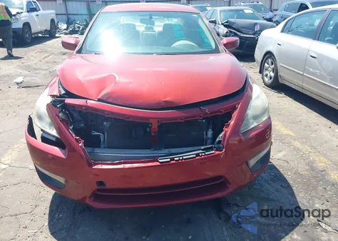 2015 Nissan Altima 2.5 S z USA, uszkodzony, nr VIN 1N4AL3AP3FC573125